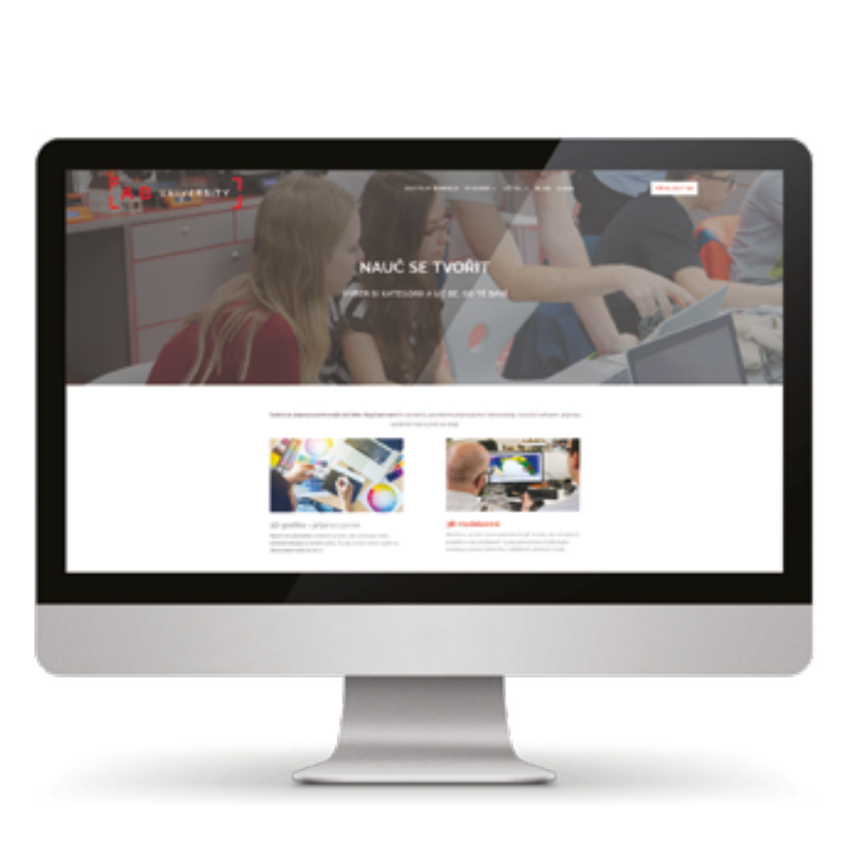 Web FabLab University na monitoru